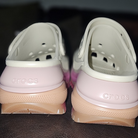 Unisex Crocs Mega Crush "Bone/Multi" Unisex Clog M8/W10UnisexM8/W10The Class - Picture 4 of 4